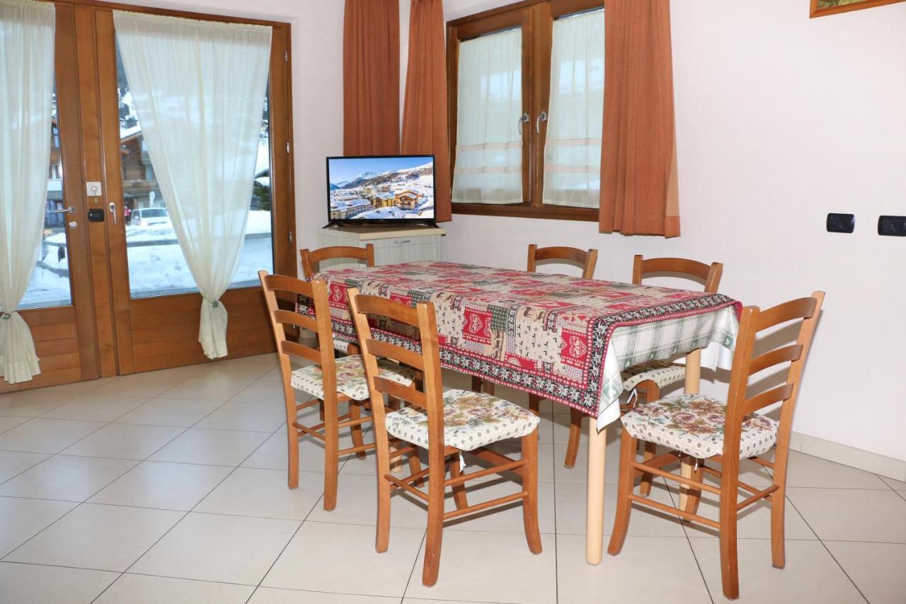 דירות ליביניו Casa Peri מראה חיצוני תמונה