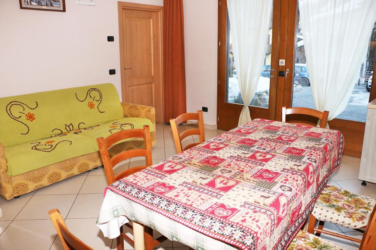 דירות ליביניו Casa Peri מראה חיצוני תמונה